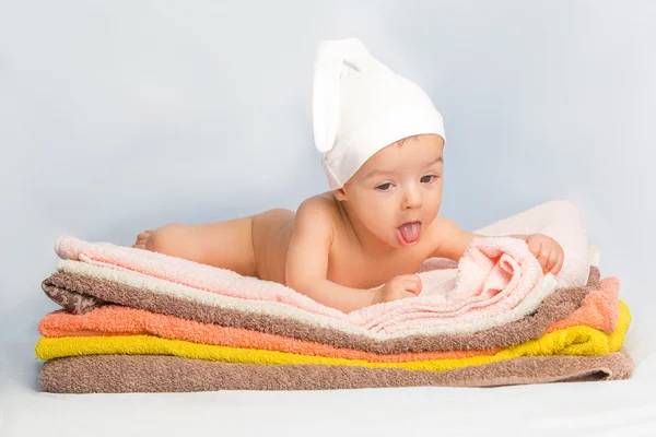 Baby on towels — Stock Photo, Image