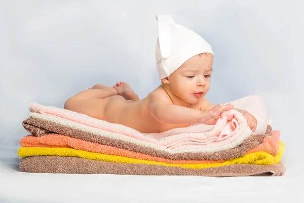 Baby on towels — Stock Photo, Image