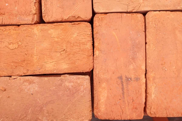 Pilha de tijolos vermelhos — Fotografia de Stock