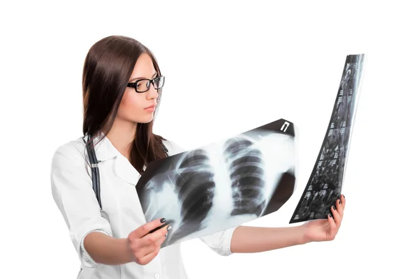 Doctor looking at x-ray — Stock Photo, Image