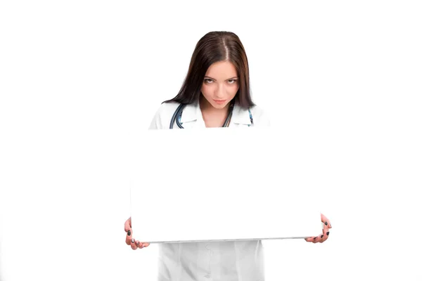 Médico mostrando área de transferência de texto — Fotografia de Stock