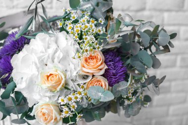 parlak düğün buketi