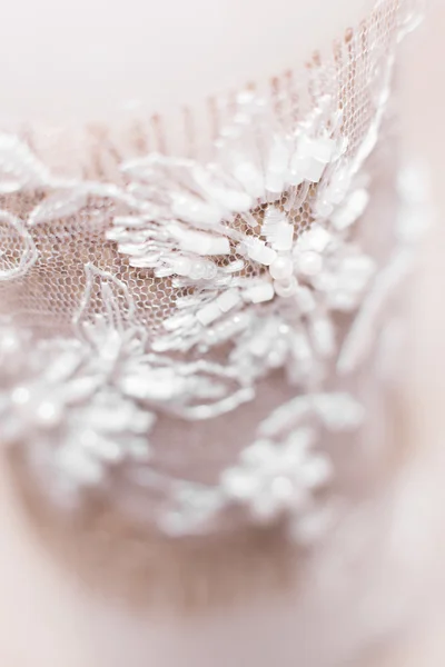 Witte bruiloft jurk — Stockfoto