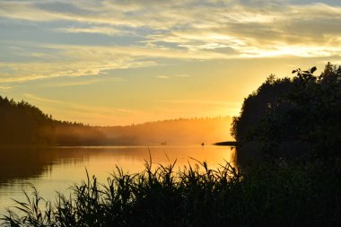 Konum: Kuzeybatı. Karelya Cumhuriyeti.