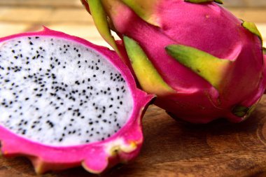 Taze egzotik organik ejderha meyvesi