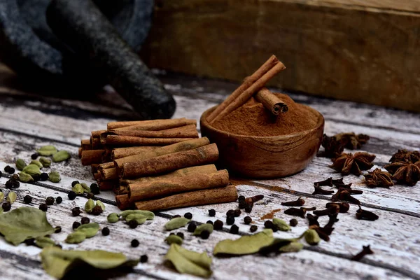 Cinnamon Two Ways Wooden Table — Stock Photo, Image