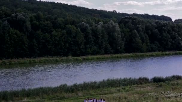 rond-delay de danse cercle ethnique ukrainien 