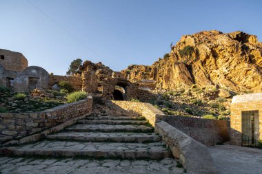 ZRIBA OLYA 'NIN YASAK BERBER KÖLÜMÜ