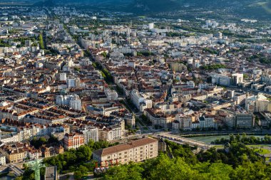 Grenoble manzarası, Alpler şehri, Fransa 