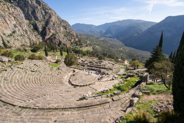 Delphi arkeolojik alanı, Apollo mabedi ve antik Yunanistan 'ın büyük kahin merkezi -14 Kasım 2025