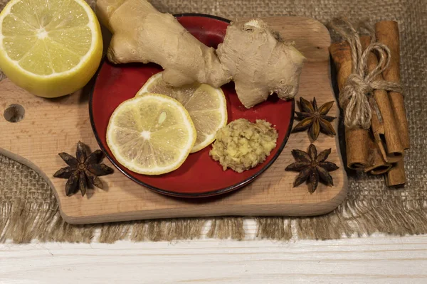 Cutting Board Lies Half Lemon Anise Stars Saucer Ginger Root — Stock Photo, Image