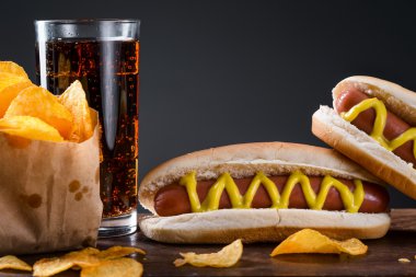 Hotdogs with the glass of cola
