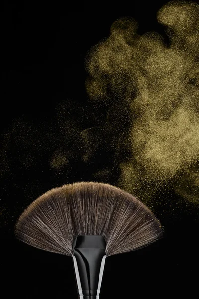 Escova com névoa de ouro — Fotografia de Stock