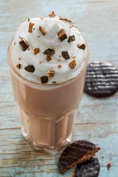 Çerez ile baştan çıkarıcı chocoltae milkshake
