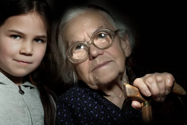 Abuela y niña —  Fotos de Stock