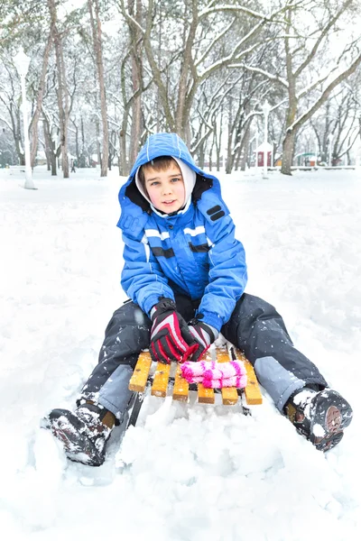 Happy family enjoying in winter — Stock Photo, Image