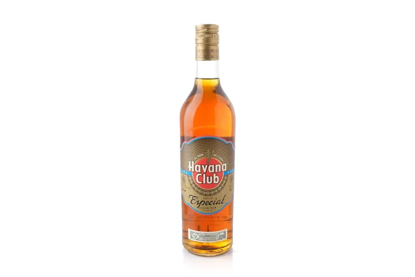 Havannai Rumos Üveg Fehér Háttérrel Alkoholtartalmú Ital — Stock Fotó
