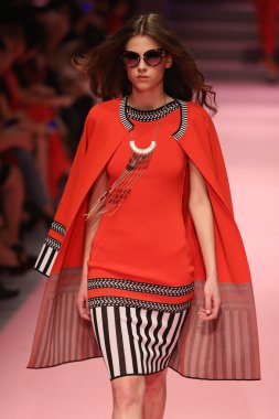 Adl Cengiz Abazoğlu Catwalk