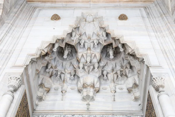 Decoración en Mezquita Suleymaniye, Estambul — Foto de Stock