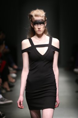 Mercedes-Benz moda hafta Istanbul'da Outkastpeople Catwalk