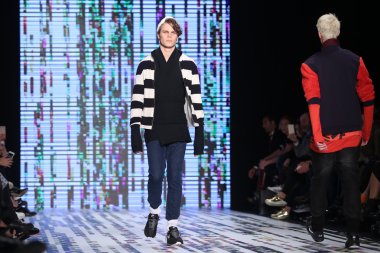 Marka kim Catwalk Mercedes-Benz moda hafta Istanbul'da