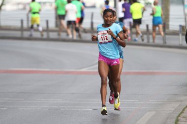 Vodafone Istanbul yarı maraton 2016