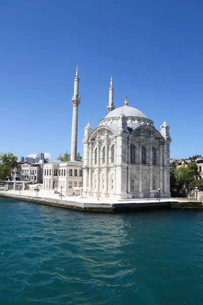 Moschea Ortakoy a Istanbul — Foto Stock