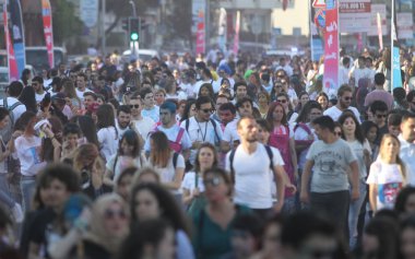 Renk Istanbul vadede yukarı