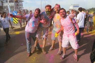 Renk Istanbul vadede yukarı