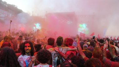 Renk Istanbul vadede yukarı