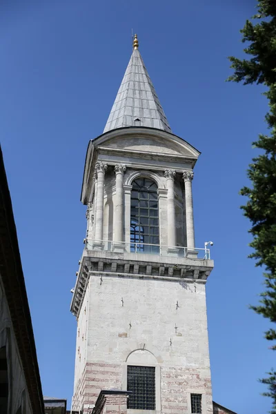 Tower of Justice in Topkapi Palace, Istanbul — Stock Photo, Image