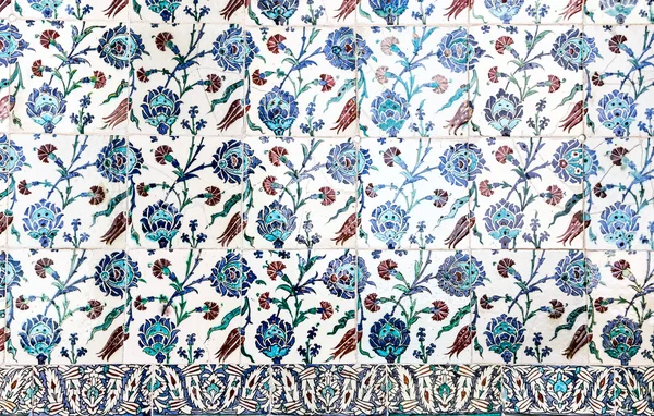 Blue Tiles in Topkapi Palace, Istanbul — Stock Photo, Image