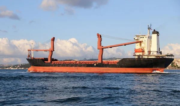Cargo Ship in Sea — Stock Photo, Image
