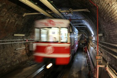 Istanbul içi eski tünel hattı