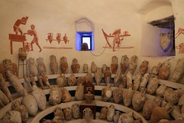 Bodrum Kalesi'nde Amphoras