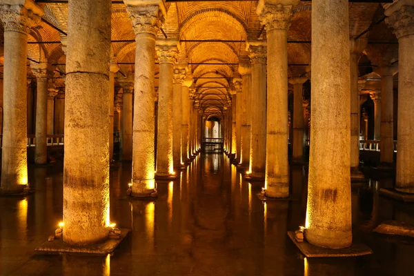 Basilica Cistern in Istanbul City — Stock Photo, Image