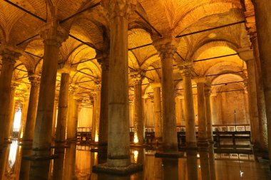 Yerebatan Sarnıcı Istanbul içi