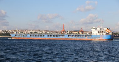 kargo gemisi denizde