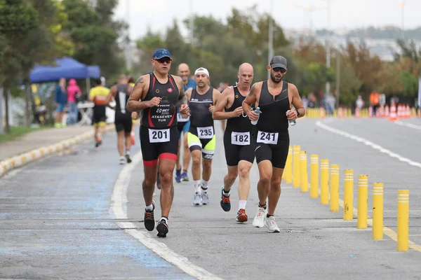 Istanbul Turkey October 2020 Спортсмени Змагаються Складі Стамбульського Тріатлону Sprint — стокове фото