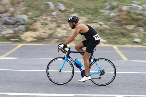 Istanbul Turquía Octubre 2020 Atleta Indefinido Compitiendo Componente Ciclista Del —  Fotos de Stock