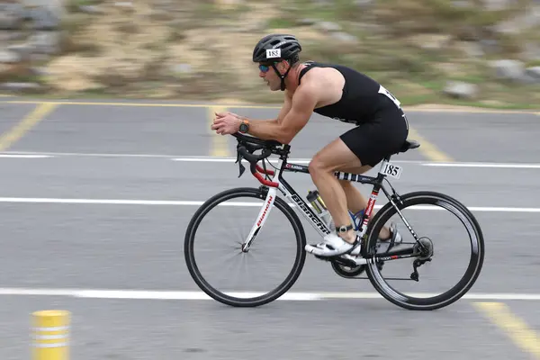 Istanbul Turquía Octubre 2020 Atleta Indefinido Compitiendo Componente Ciclista Del —  Fotos de Stock