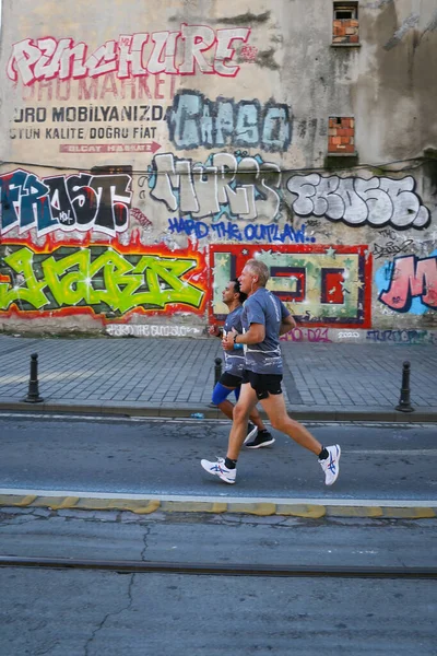 Istanbul Turkey November 2020 Athletes Running Istanbul Marathon Which Includes — Stock Photo, Image