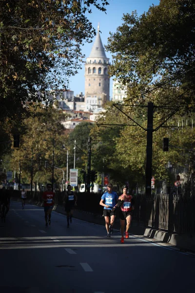 Istanbul Turquía Noviembre 2020 Atletas Corriendo Maratón Estambul Que Incluye — Foto de Stock