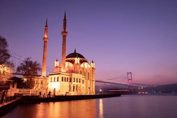 Mezquita Ortakoy Buyuk Mecidiye Ciudad Estambul Turquía —  Fotos de Stock