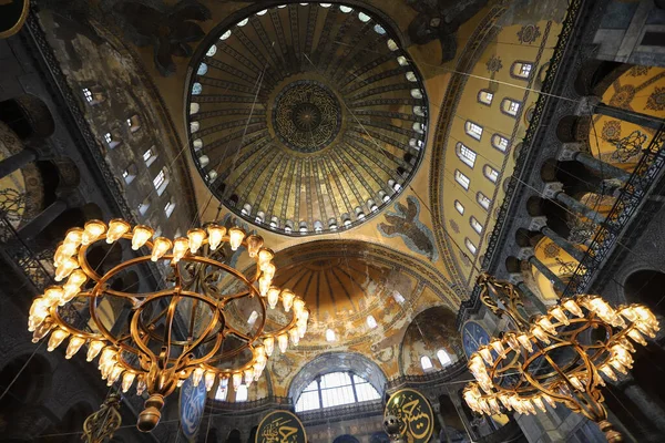 土耳其伊斯坦布尔苏丹艾哈迈德的Hagia Sophia清真寺 — 图库照片