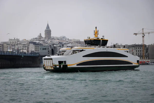 Ferry Dans Détroit Bosphore Istanbul Turquie — Photo