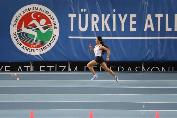 Istanbul Turkey Januari 2021 Odefinierad Idrottare Som Springer Turkiska Friidrottsförbundet — Stockfoto