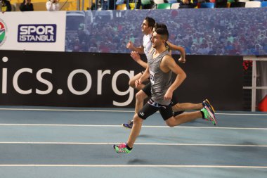 İSTANBUL, TURKEY - Şubat 06, 2021: Türkiye Salon Atletizm Şampiyonası sırasında koşan sporcular