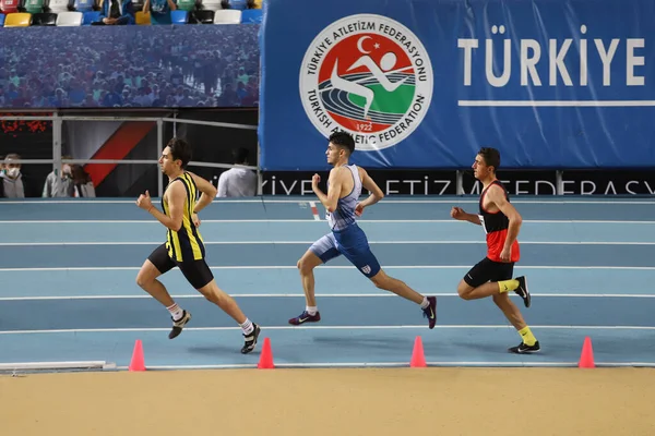 Stanbul Turkey Şubat 2021 Türkiye Salon Atletizm Şampiyonası Sırasında Koşan — Stok fotoğraf