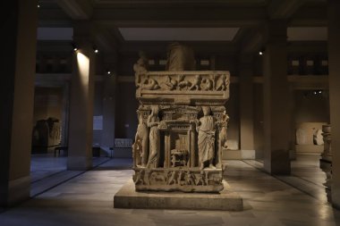 İstanbul Arkeoloji Müzeleri 'ndeki Sidamara Sarcophagus, İstanbul Şehri, Türkiye